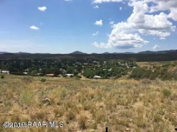 10059 E Old Black Canyon Hwy, Dewey, AZ 86327