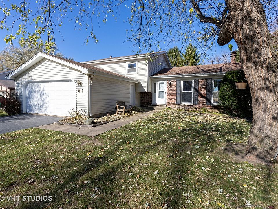 1st image of 812 Merrill Ln