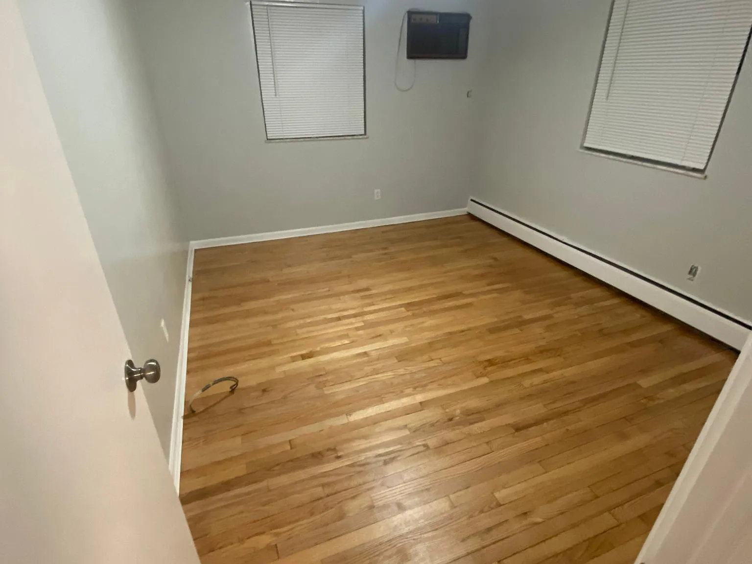 100 Clinton Springs Ave — Photo 4
