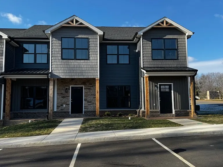 15 Villa Ct — Photo 8