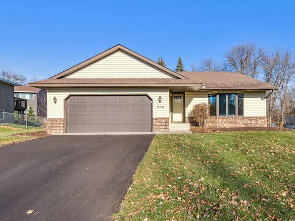 528 Wedgewood Dr, Saint Paul, MN 55115