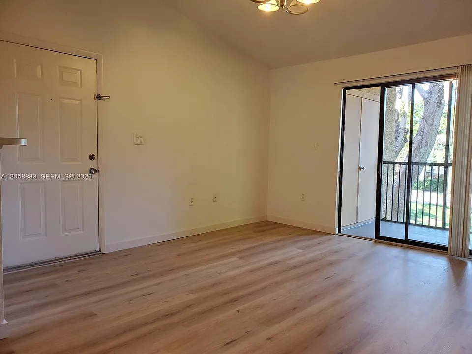 15551 SW 104th Ter #8210