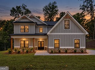 238 Signing Tree Trl, Clarkesville, GA 30523