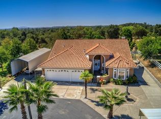 7400 Carr Hall Ln, Loomis, CA 95650