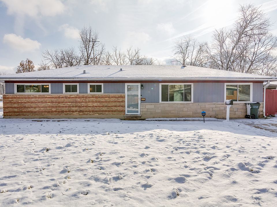 1st image of 360 Minocqua St