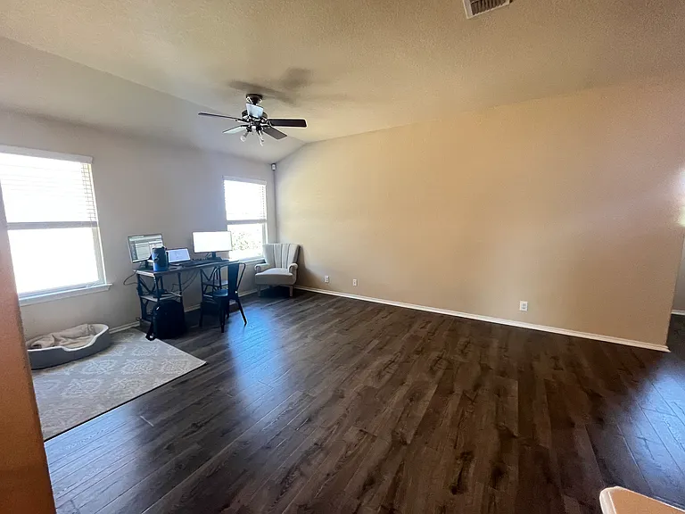 8919 Bowen Br — Photo 12