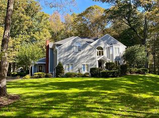 860 Mountain Rd, Cheshire, CT 06410