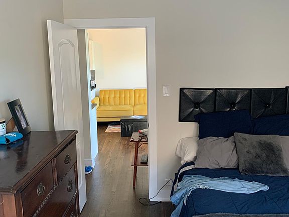 5th image of 4226 N Clark St #23njk8xkf