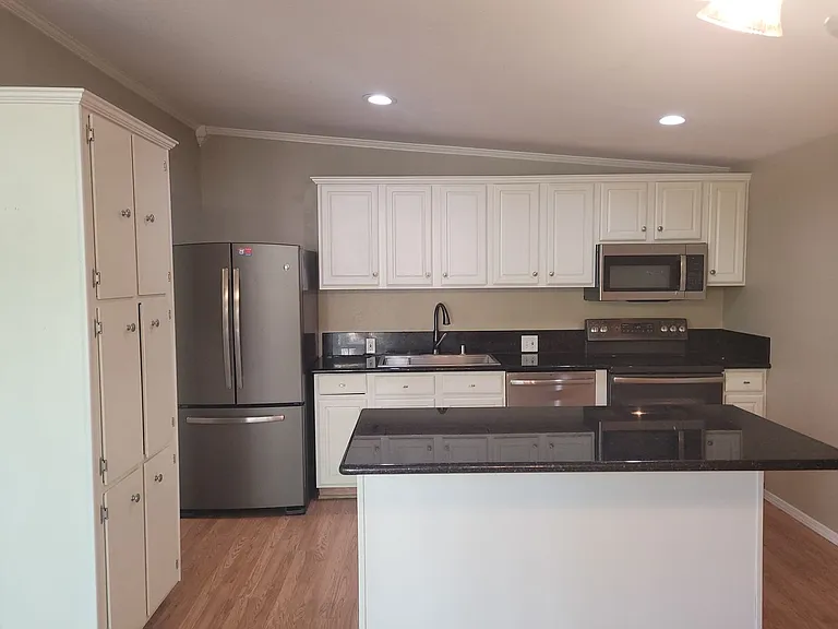 4937 Clear Cir — Photo 10