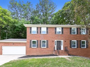 1910 Meadowchase Ct, Snellville, GA 30078