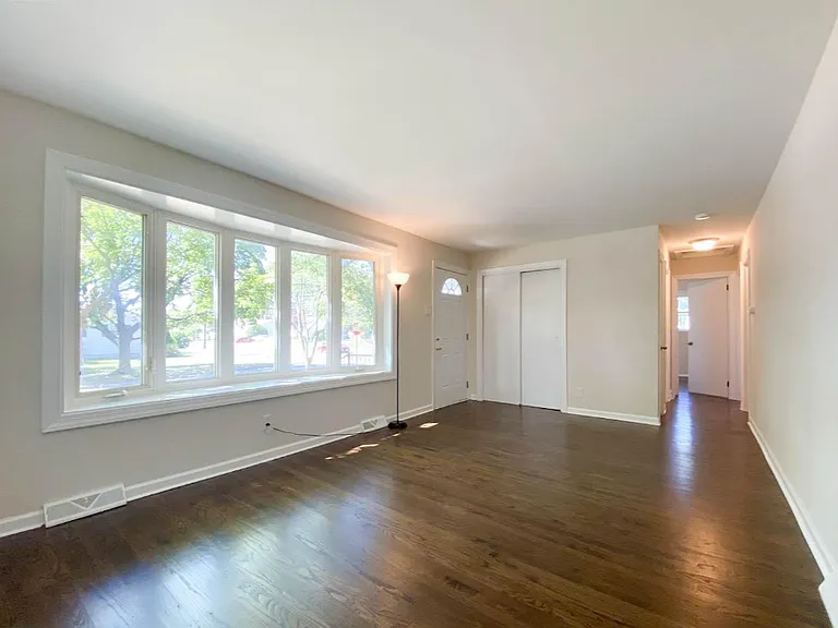 622 Fairmount Dr — Photo 14