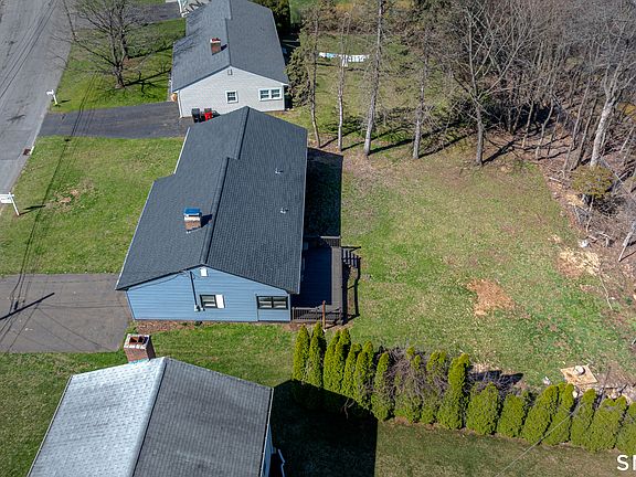 4th image of 188 Tumblebrook Road