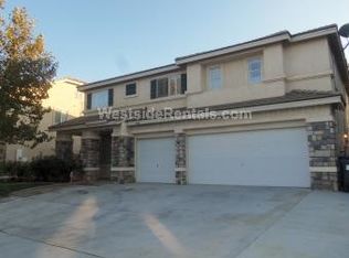 3614 Parkridge Ln, Palmdale, CA