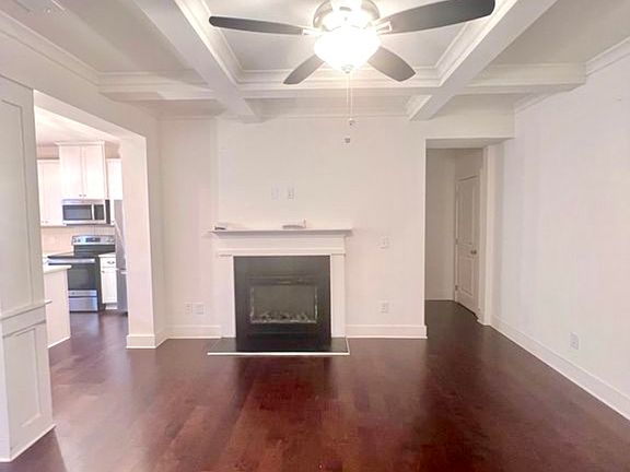 4th image of 113 S Auburn Landing Pl