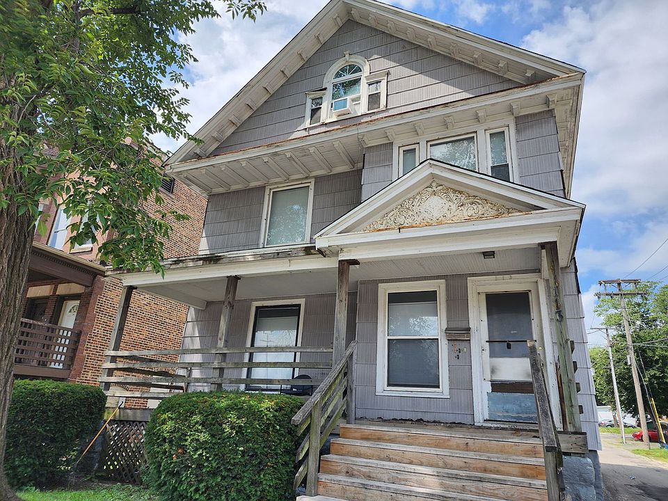 1st image of 113 N Center St Unit 4