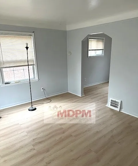 18742 Morang Dr — Photo 3