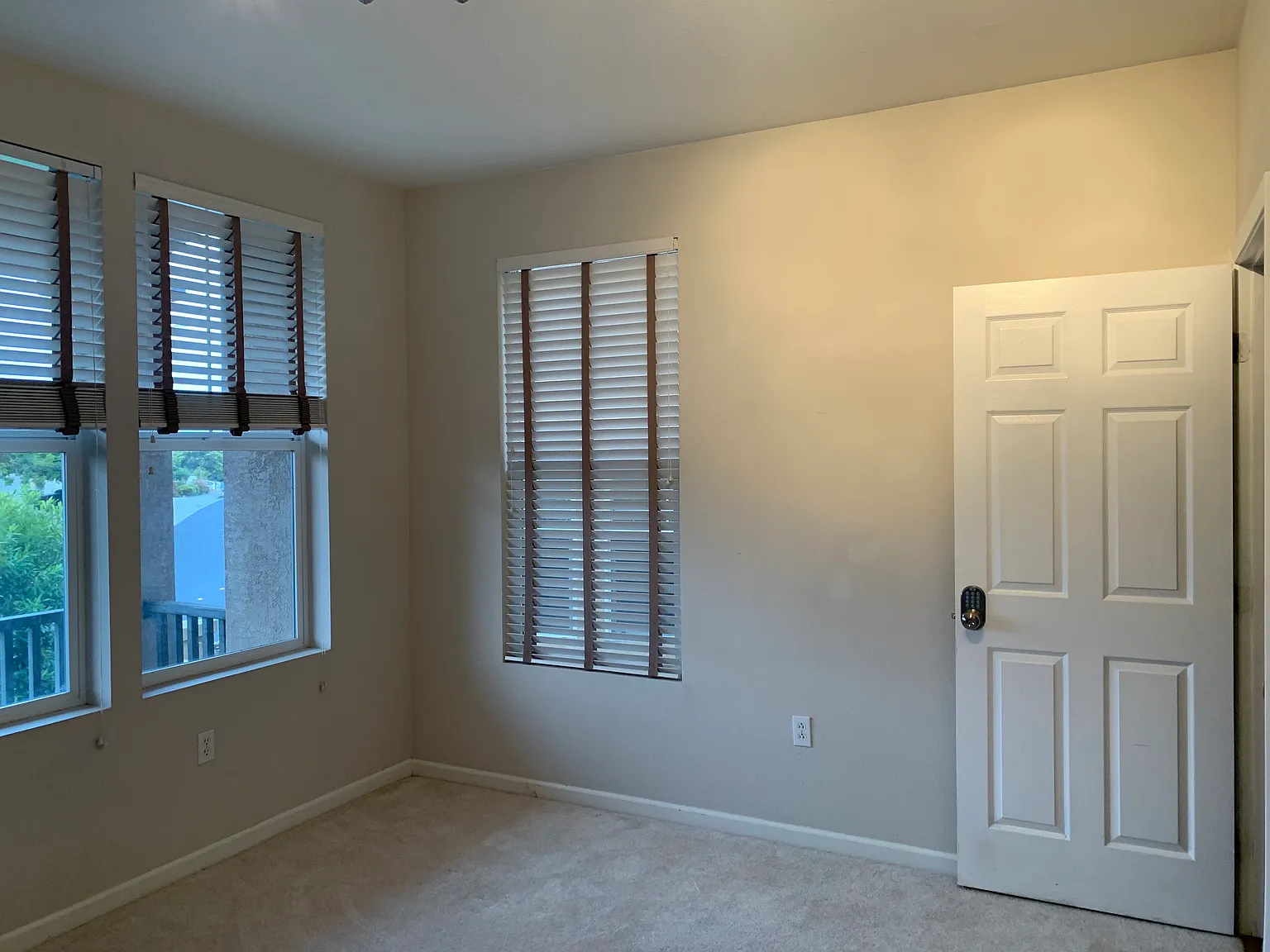 1 bed, 1.0 bath, $1,250 — Photo 2