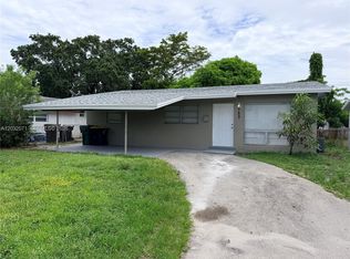 753 SW 3rd Pl, Dania, FL 33004