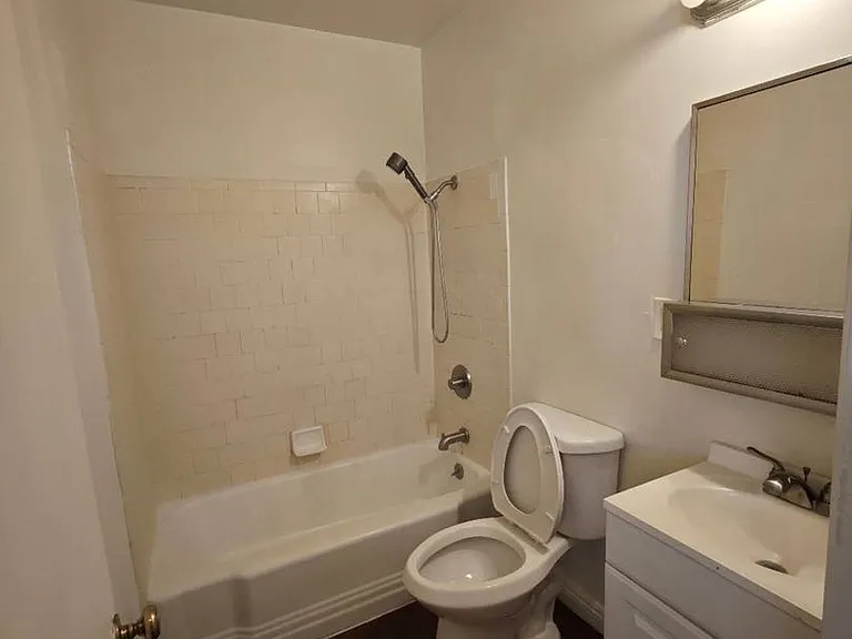 7723 Milton Ave — Photo 8