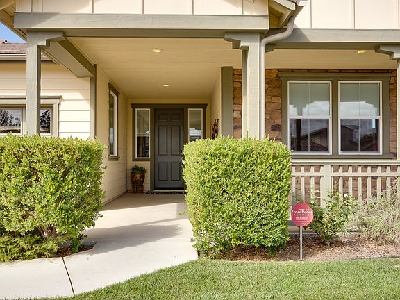 2nd image of 1160 Saguaro Way