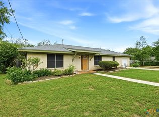 208 N Cedar St, Buda, TX 78610