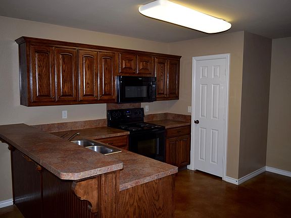 4th image of 13321 Country Meadow Ln