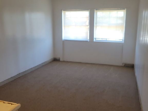 3rd image of 2118 Spicewood Dr