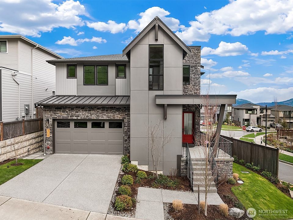 1st image of 508 Glacier Peak Drive NW