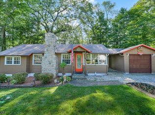 134 Birch Rd, Highland Lakes, NJ 07422
