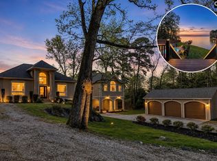 1305 Rock Island Rd, Gilbert, SC 29054