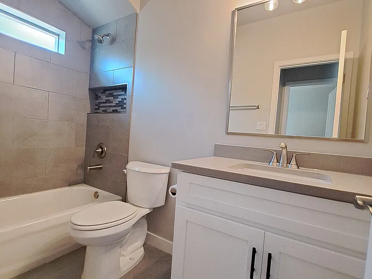 2625 Goldfinch Pl — Photo 9