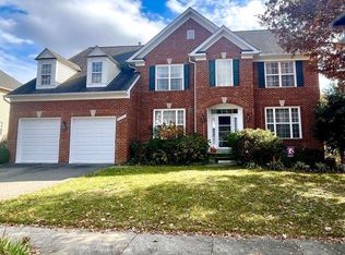 25752 Northern Dancer Ct, Chantilly, VA 20152