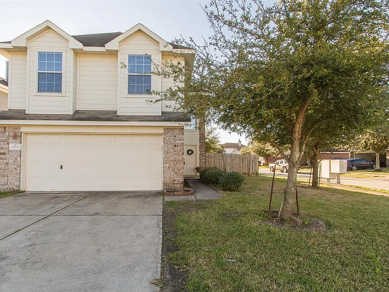 14202 Ballfour Park Ln — Photo 18
