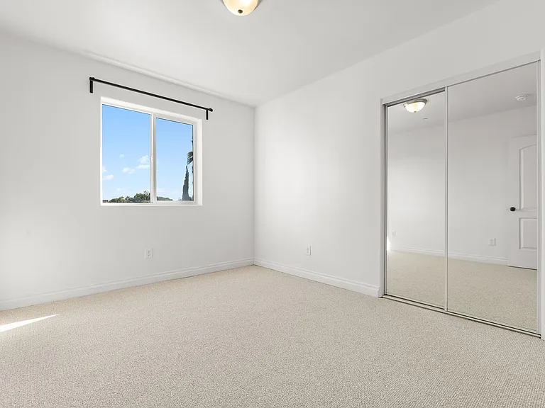 1534 N Soto St — Photo 14