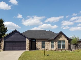 6045 Bentwood Dr, Midlothian, TX 76065