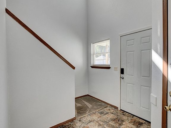 3rd image of 717 S Walker St APT B
