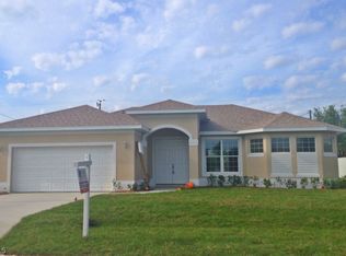 145 SE 25th Terrace Cpe, Coral, FL 33904