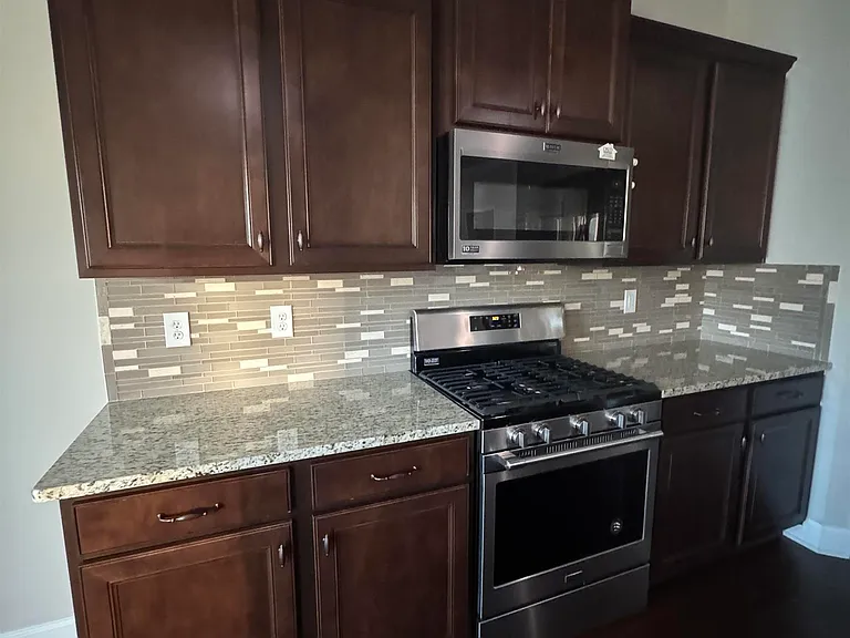 5006 River Birch Ln SE — Photo 9