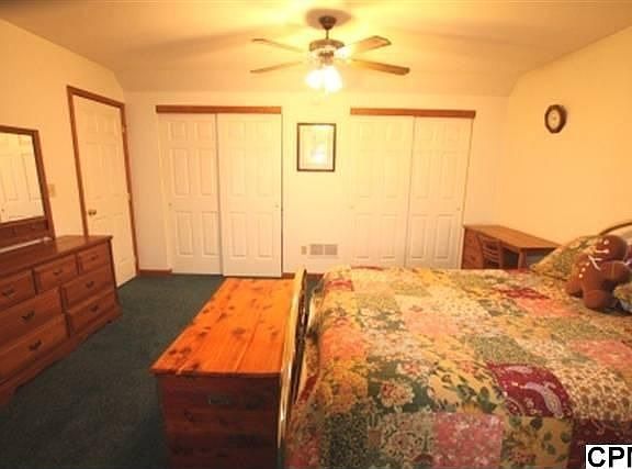 Right upstairs bedroom