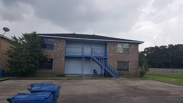 1st image of 204 Vieux Orleans Cir