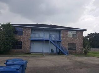 204 Vieux Orleans Cir, Lafayette, LA 70508