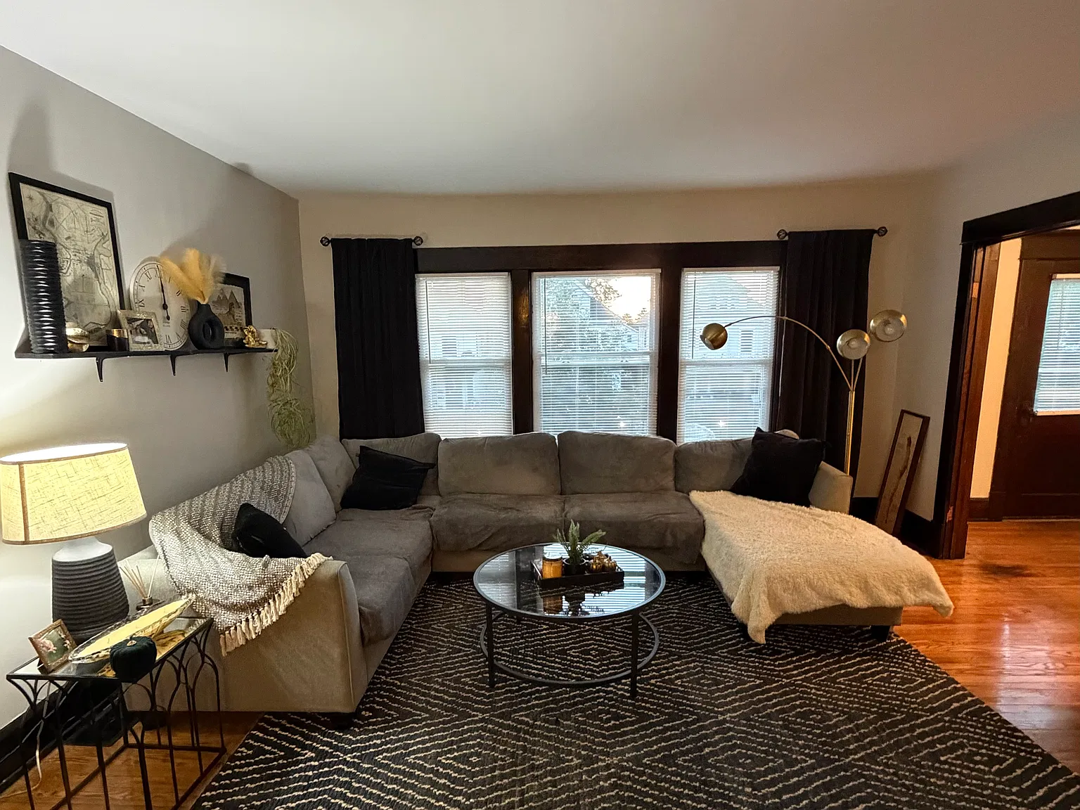 236 N Park Ave — Photo 4