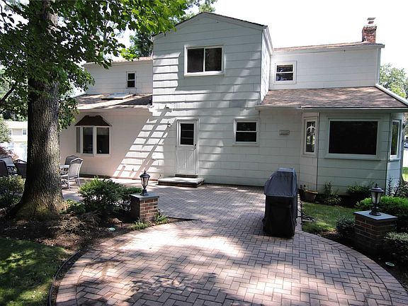5th image of 4 Melissa Ct