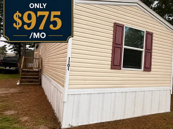 1101 Teneile St, Dillon, SC 29536