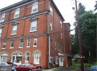 203 N Main St, Sellersville, PA 18960