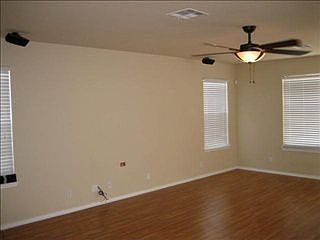 4th image of 366 Tanager Dr