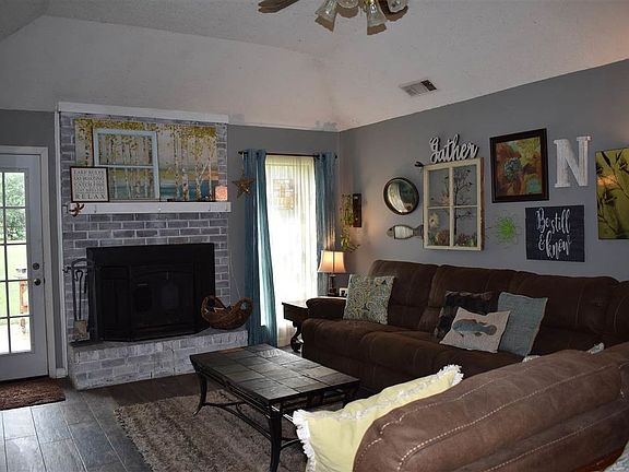 4th image of 43 Twin Lakes Cir