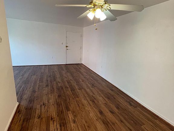 3rd image of 430 N Armistead St APT 204