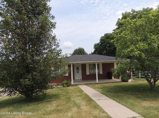 226 Fairfield Hl, Bloomfield, KY 40008