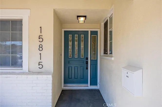 15815 Silvergrove Dr — Photo 20